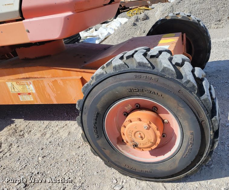 image for item DP1423 2006 Snorkel TB60 boom lift