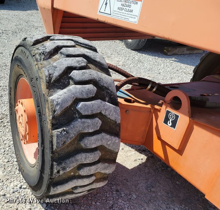 image for item DP1423 2006 Snorkel TB60 boom lift