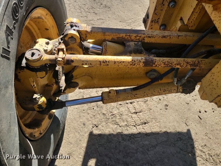 image for item DP3523 2004 John Deere 770CH motor grader