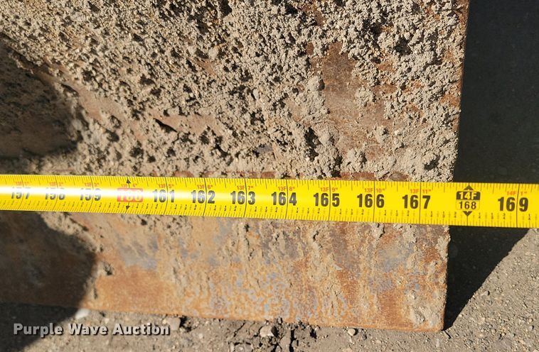 image for item DP3523 2004 John Deere 770CH motor grader