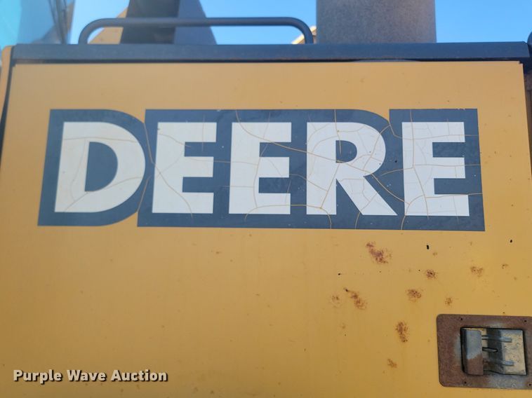 image for item DP3523 2004 John Deere 770CH motor grader