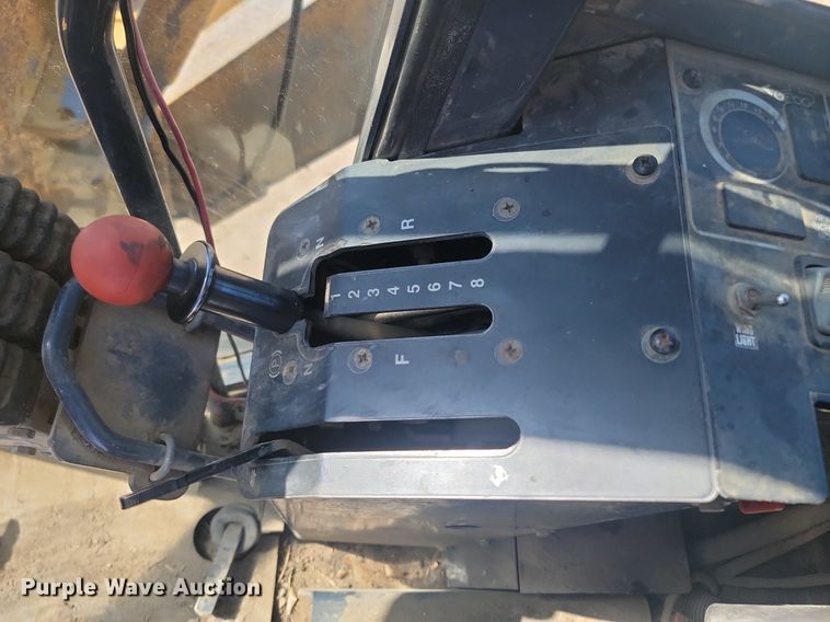 image for item DP3523 2004 John Deere 770CH motor grader