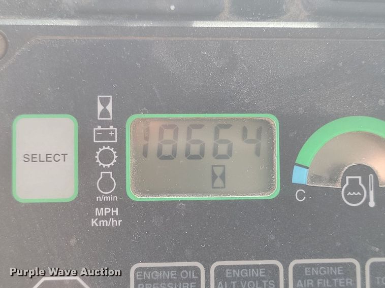 image for item DP3523 2004 John Deere 770CH motor grader