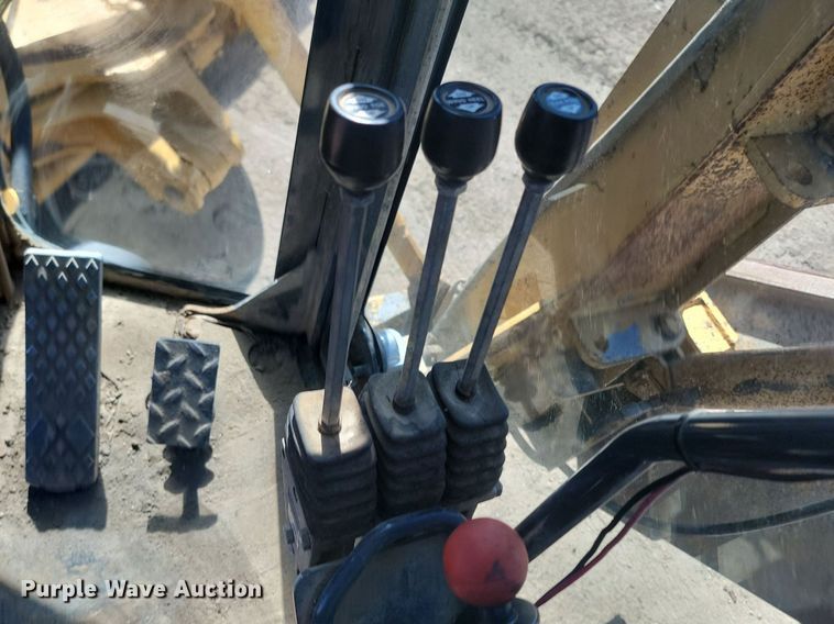 image for item DP3523 2004 John Deere 770CH motor grader