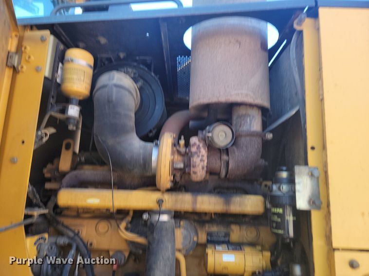 image for item DP3523 2004 John Deere 770CH motor grader