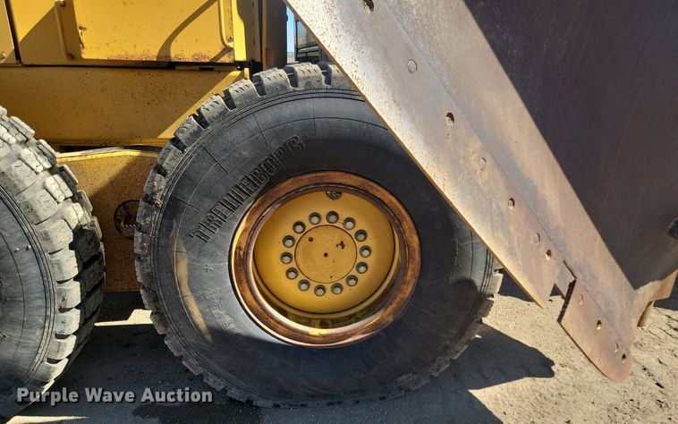 image for item DP3523 2004 John Deere 770CH motor grader