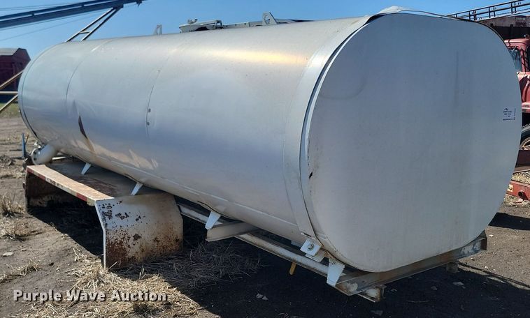 image for item DP3525 Sherman Tank WT-10 water tank bed