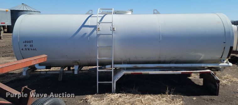 image for item DP3525 Sherman Tank WT-10 water tank bed