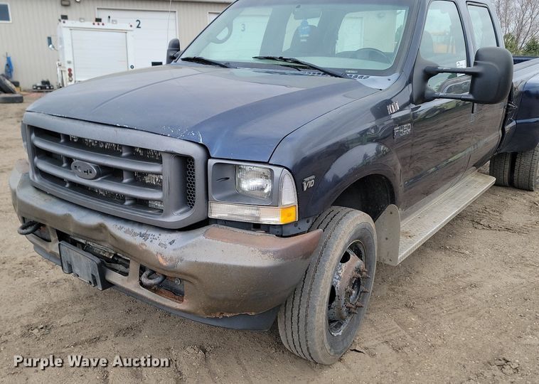 image for item DP3531 2002 Ford  F450 Super Duty XL Crew Cab pickup truck