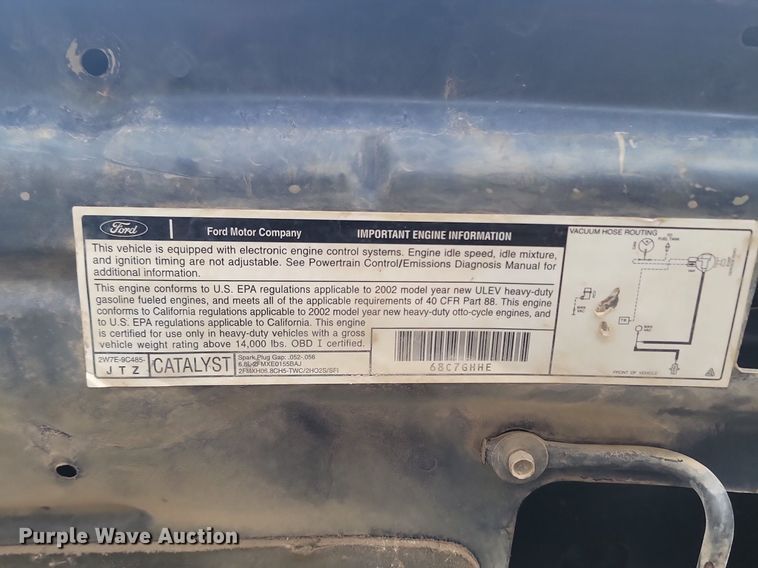 image for item DP3531 2002 Ford  F450 Super Duty XL Crew Cab pickup truck