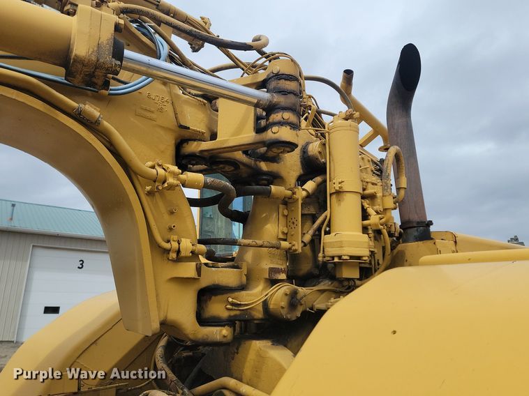 image for item DP3532 1981 Caterpillar 623B water wagon