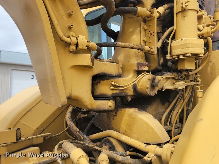 image for item DP3532 1981 Caterpillar 623B water wagon