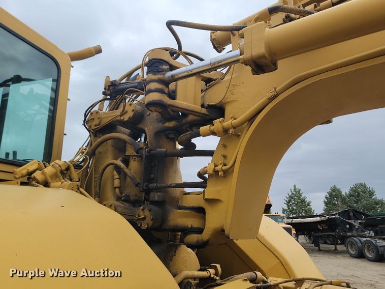 image for item DP3532 1981 Caterpillar 623B water wagon