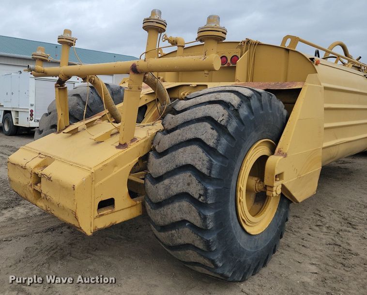image for item DP3532 1981 Caterpillar 623B water wagon