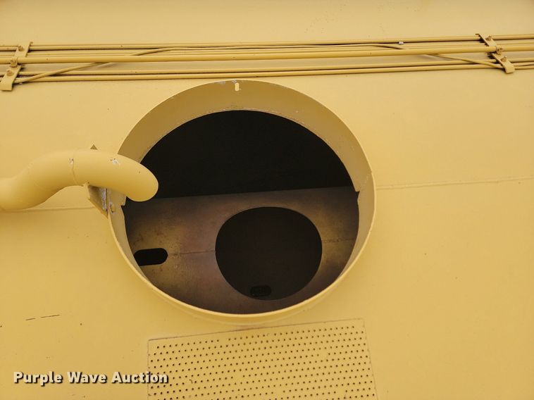 image for item DP3532 1981 Caterpillar 623B water wagon