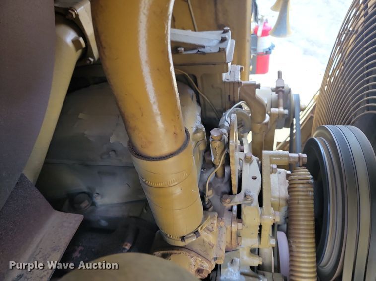 image for item DP3532 1981 Caterpillar 623B water wagon