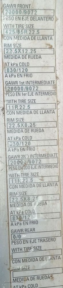 image for item DP3571 2013 Peterbilt  320 refuse truck