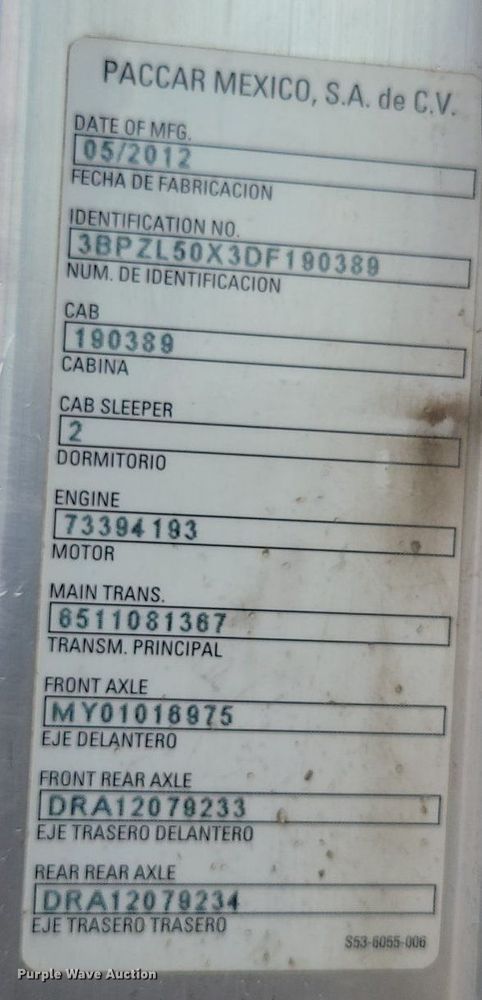 image for item DP3571 2013 Peterbilt  320 refuse truck