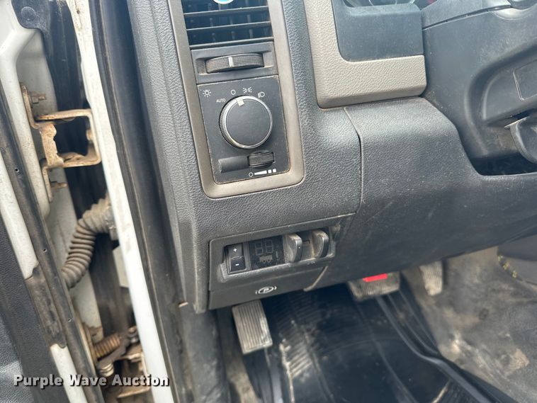 image for item DP8361 2012 Dodge Ram 5500HD utility / service truck