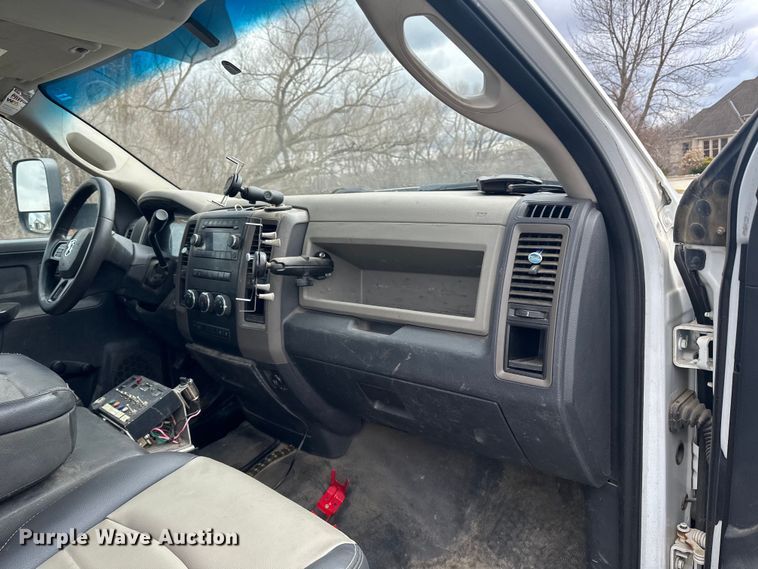 image for item DP8361 2012 Dodge Ram 5500HD utility / service truck