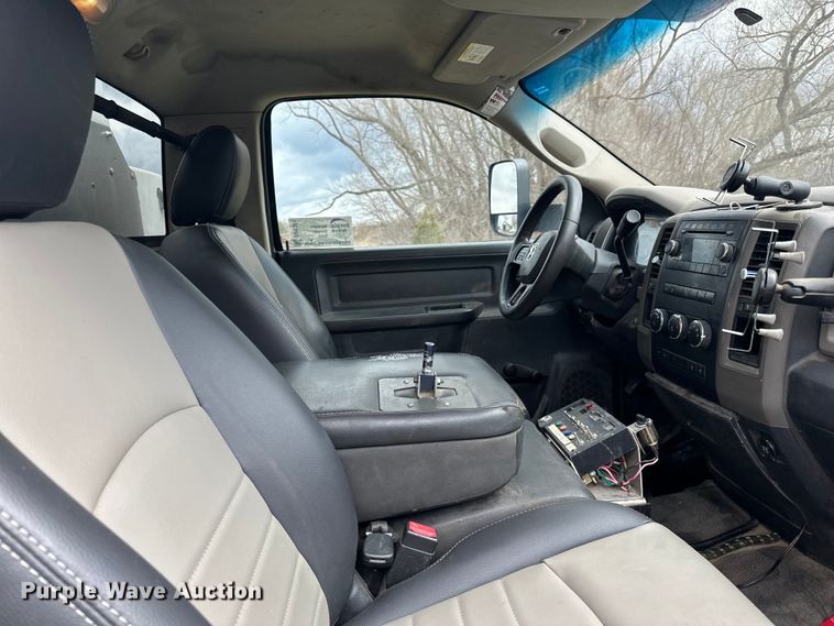 image for item DP8361 2012 Dodge Ram 5500HD utility / service truck