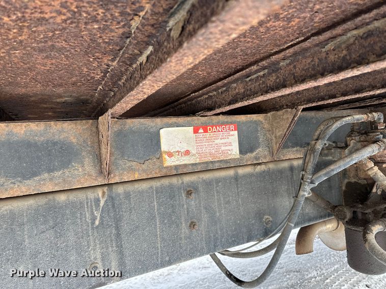 image for item DQ0623 2001 Sterling  SC8000 dump flatbed truck