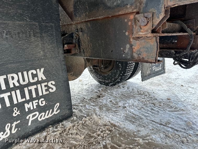 image for item DQ0623 2001 Sterling  SC8000 dump flatbed truck