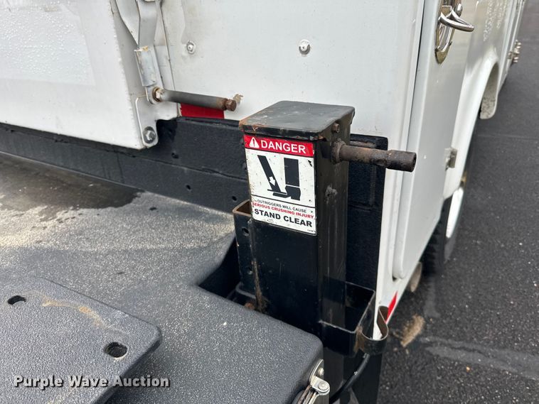 image for item DQ0741 2014 Dodge Ram 5500HD utility / service truck