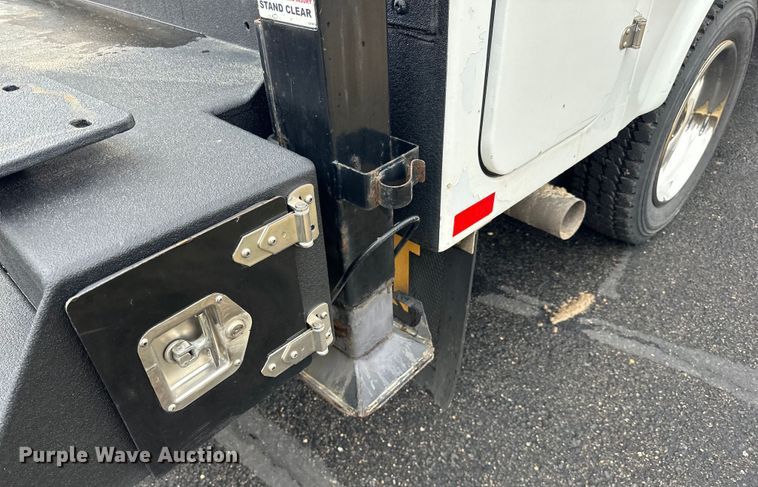 image for item DQ0741 2014 Dodge Ram 5500HD utility / service truck