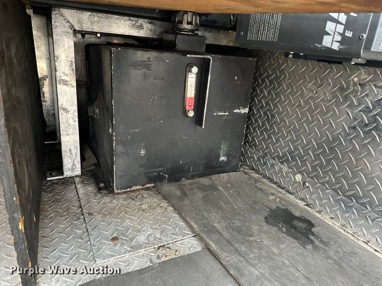 image for item DQ0741 2014 Dodge Ram 5500HD utility / service truck