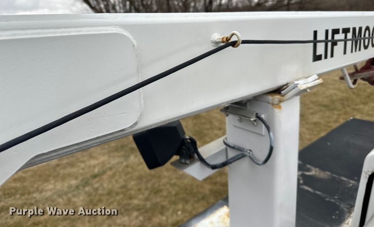 image for item DQ0741 2014 Dodge Ram 5500HD utility / service truck