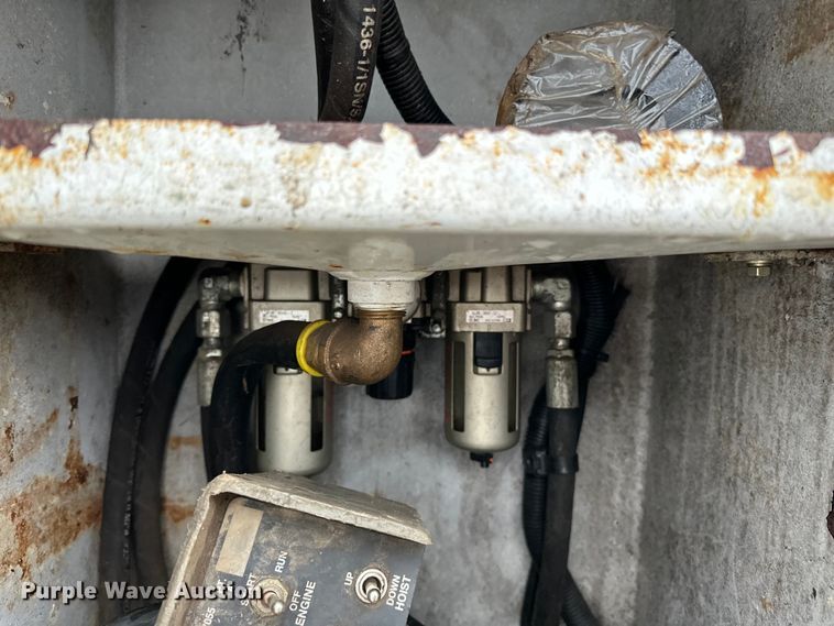 image for item DQ0741 2014 Dodge Ram 5500HD utility / service truck