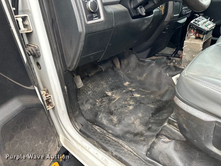 image for item DQ0741 2014 Dodge Ram 5500HD utility / service truck