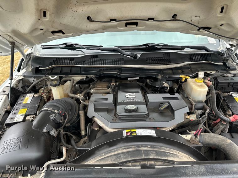 image for item DQ0741 2014 Dodge Ram 5500HD utility / service truck