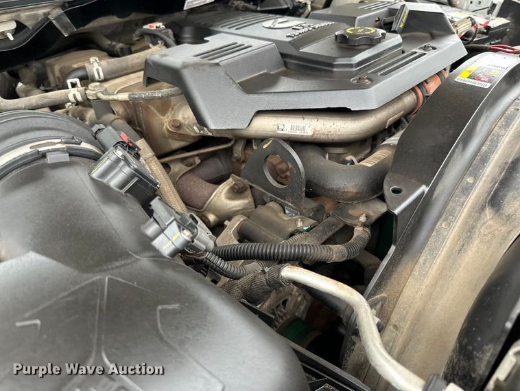 image for item DQ0741 2014 Dodge Ram 5500HD utility / service truck