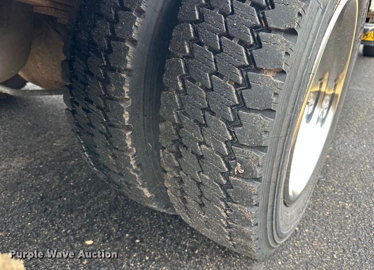 image for item DQ0741 2014 Dodge Ram 5500HD utility / service truck