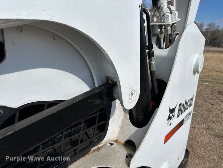 image for item DQ0748 2012 Bobcat S750 skid steer loader