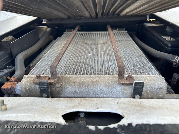 image for item DQ0748 2012 Bobcat S750 skid steer loader