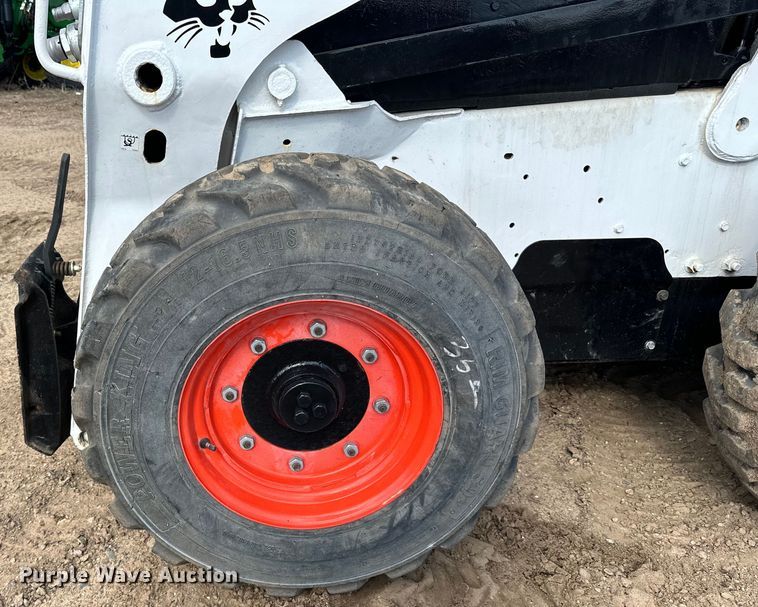 image for item DQ0748 2012 Bobcat S750 skid steer loader