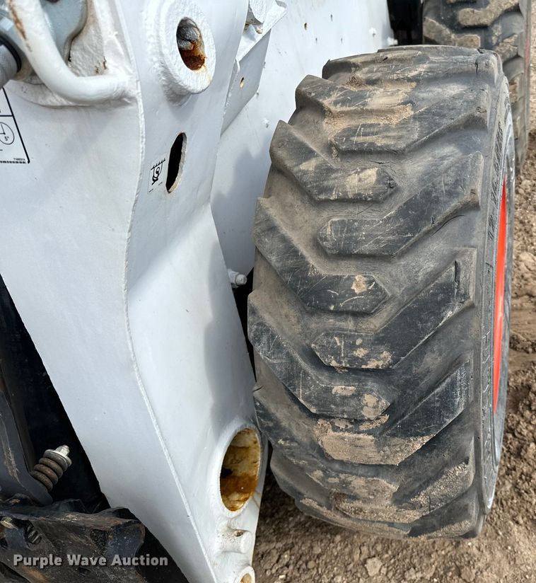 image for item DQ0748 2012 Bobcat S750 skid steer loader