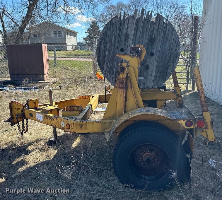 image for item DQ0750 1984 Butler reel trailer