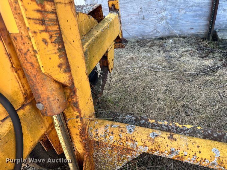 image for item DQ0750 1984 Butler reel trailer