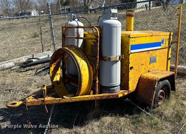 image for item DQ0751 1985 Hesco 4040 07  generator