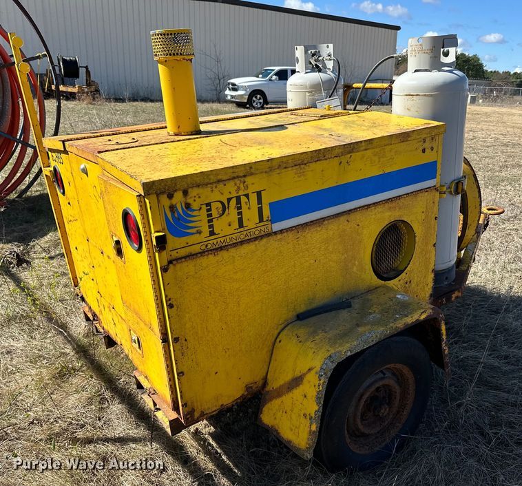 image for item DQ0751 1985 Hesco 4040 07  generator