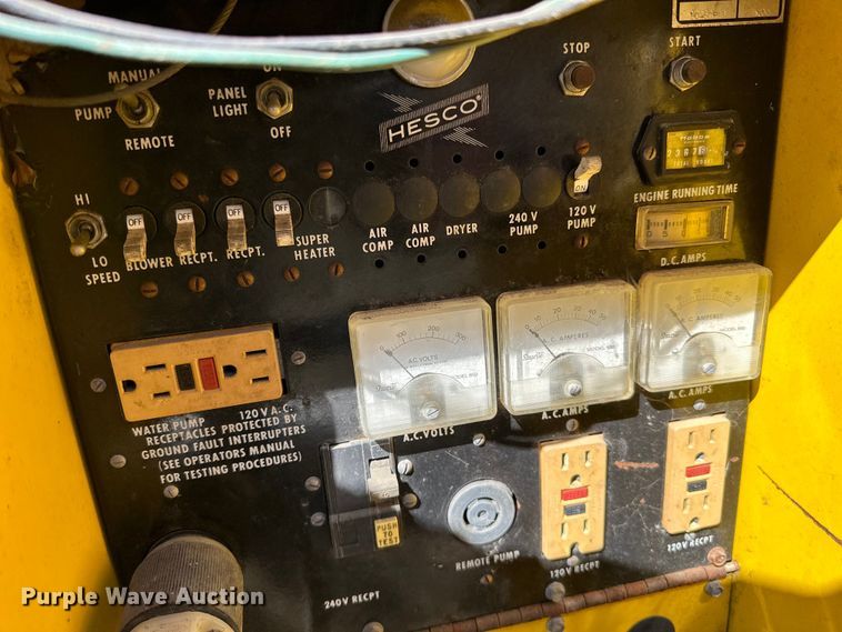 image for item DQ0751 1985 Hesco 4040 07  generator