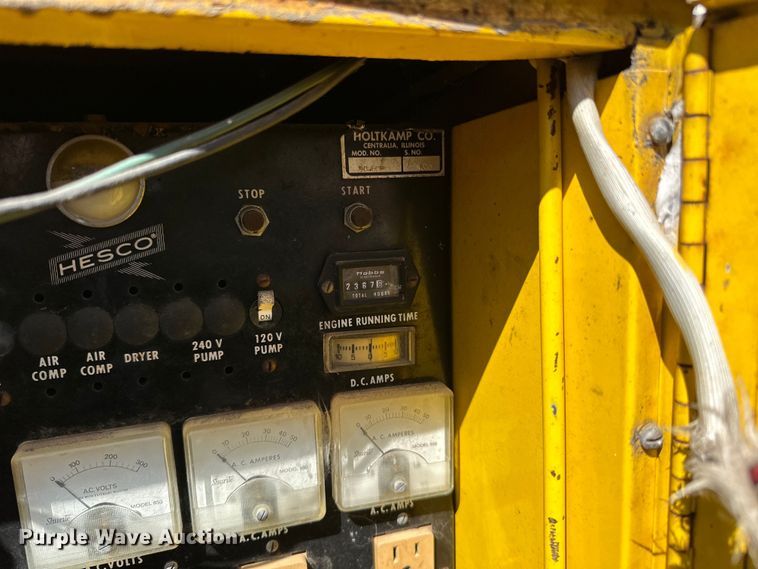 image for item DQ0751 1985 Hesco 4040 07  generator