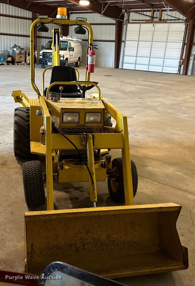 image for item DQ0753 1999 Terramite T5C backhoe