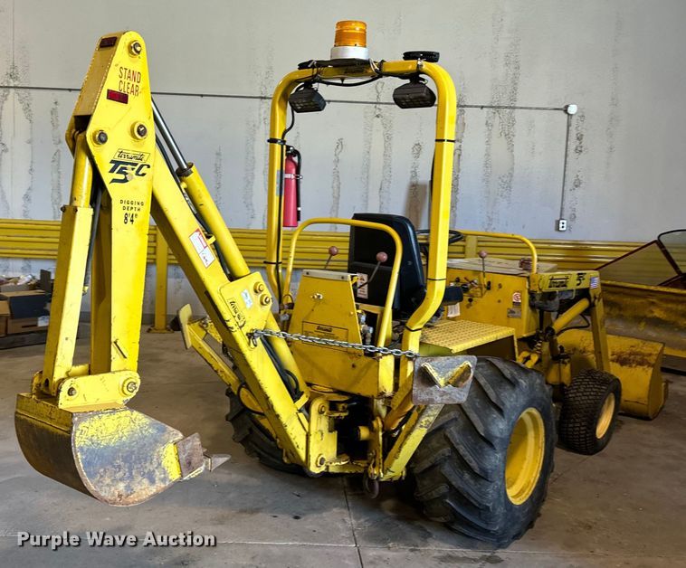 image for item DQ0753 1999 Terramite T5C backhoe