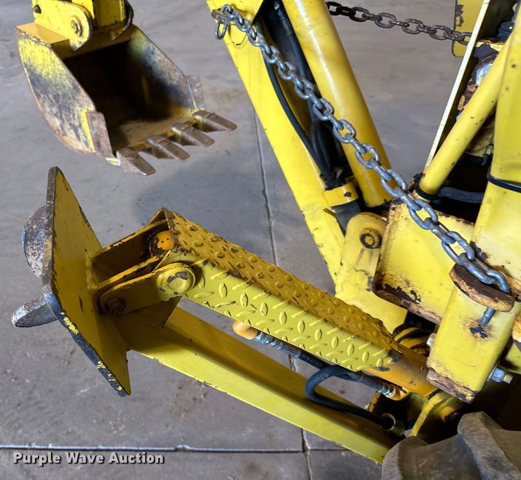 image for item DQ0753 1999 Terramite T5C backhoe