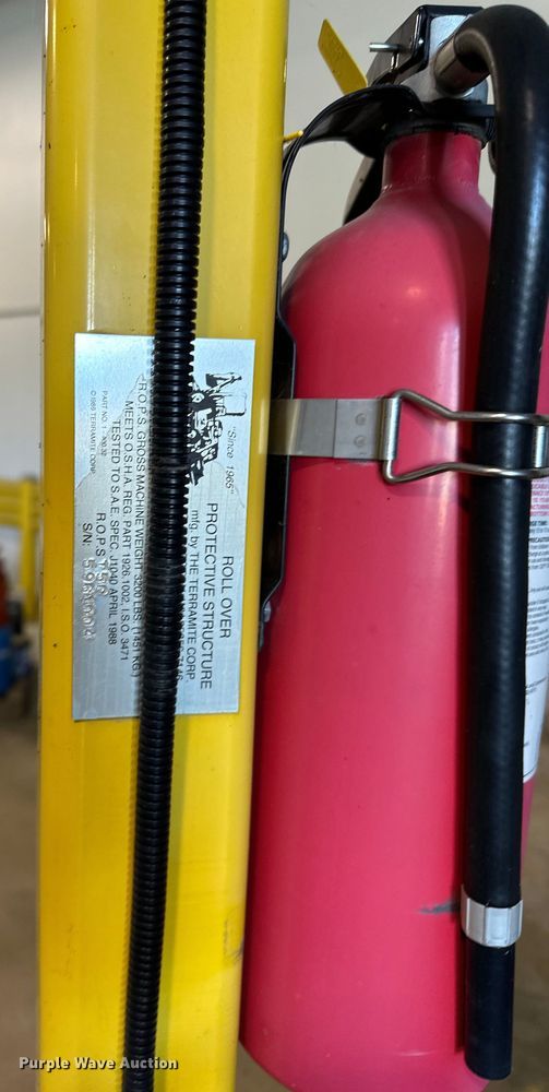 image for item DQ0753 1999 Terramite T5C backhoe